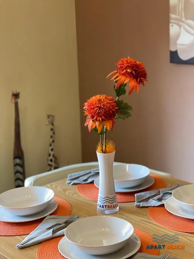 Apartbeach Cye 3 Junto Playa Climatizado Y Parquing La Pineda Apartmán